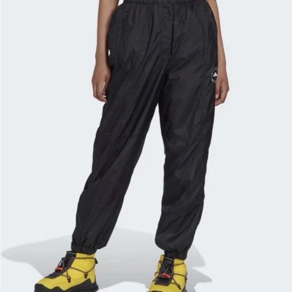 Adidas by Stella McCartney Lined
Woven Pants Black
Women Sz L